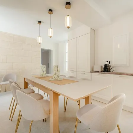 Maison Sophie For 10 Guests 피에르퐁